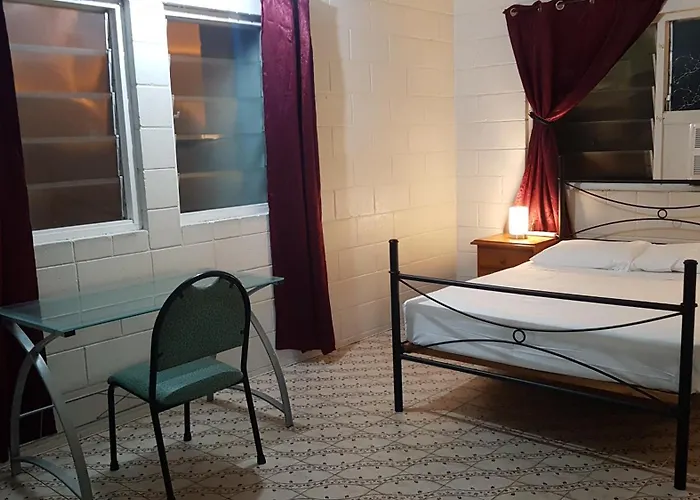 Asylum Cairns Share House Hostel